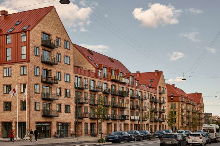 Køhlers have i Sydhavnen i København beklædt med DS Nordic Klikfals 475